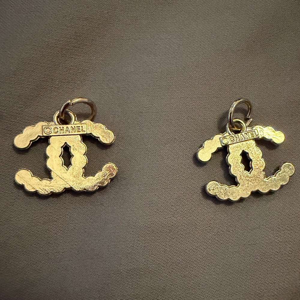 Chanel Zipper Pulls - Picture 2 of 2